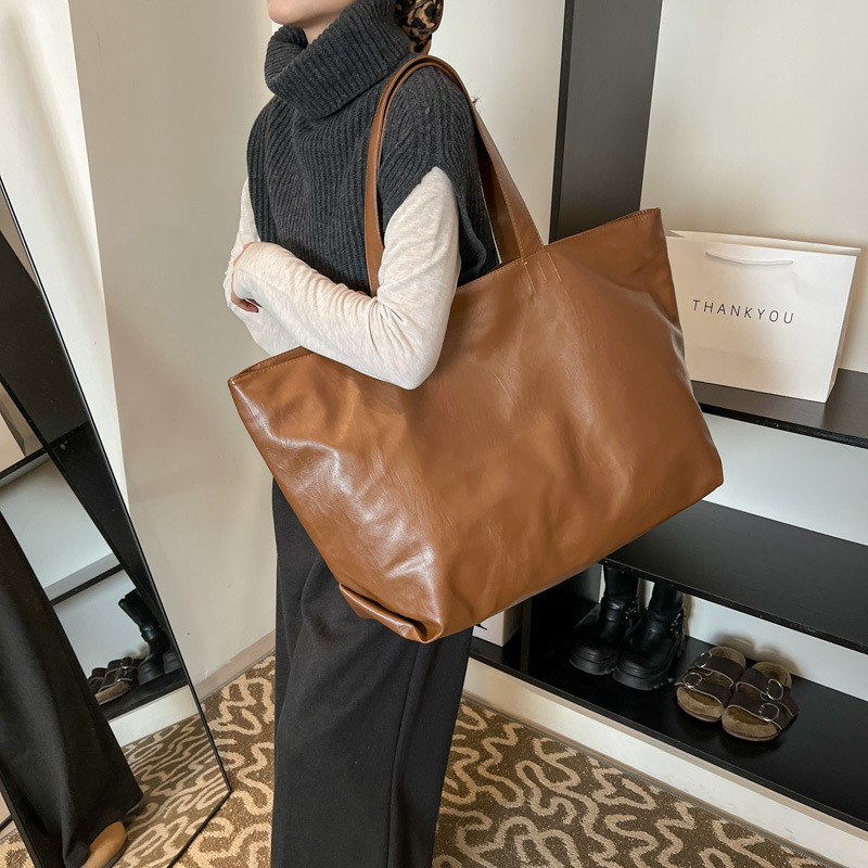 Women Bags In Trend - Simple Retro Tote Bags for Woman