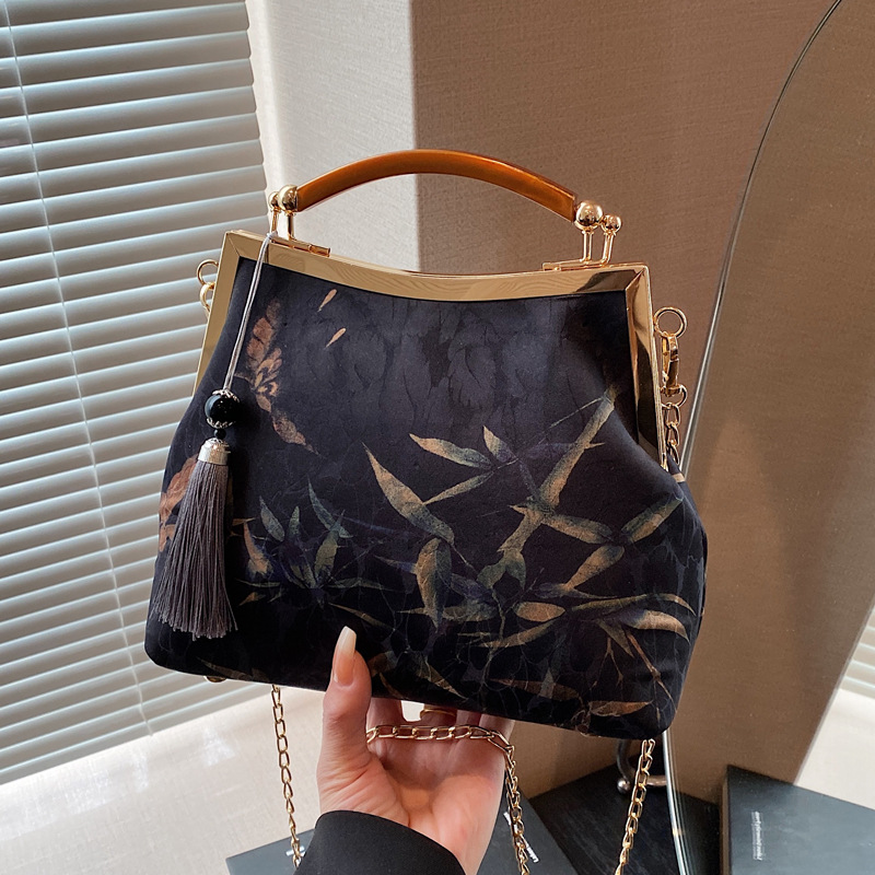 Women Bags In Trend - Women Trend Clutch Bag Shopping Wedding