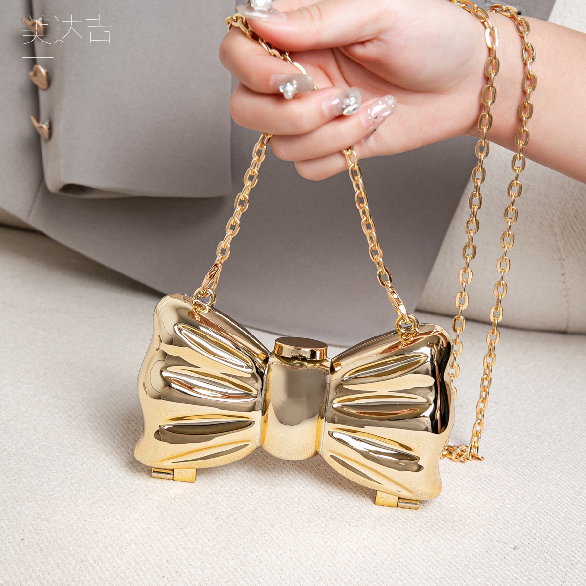 Glossy Gold Metal Bow Shaped M - Mini Purse Chain ulasan dan harga