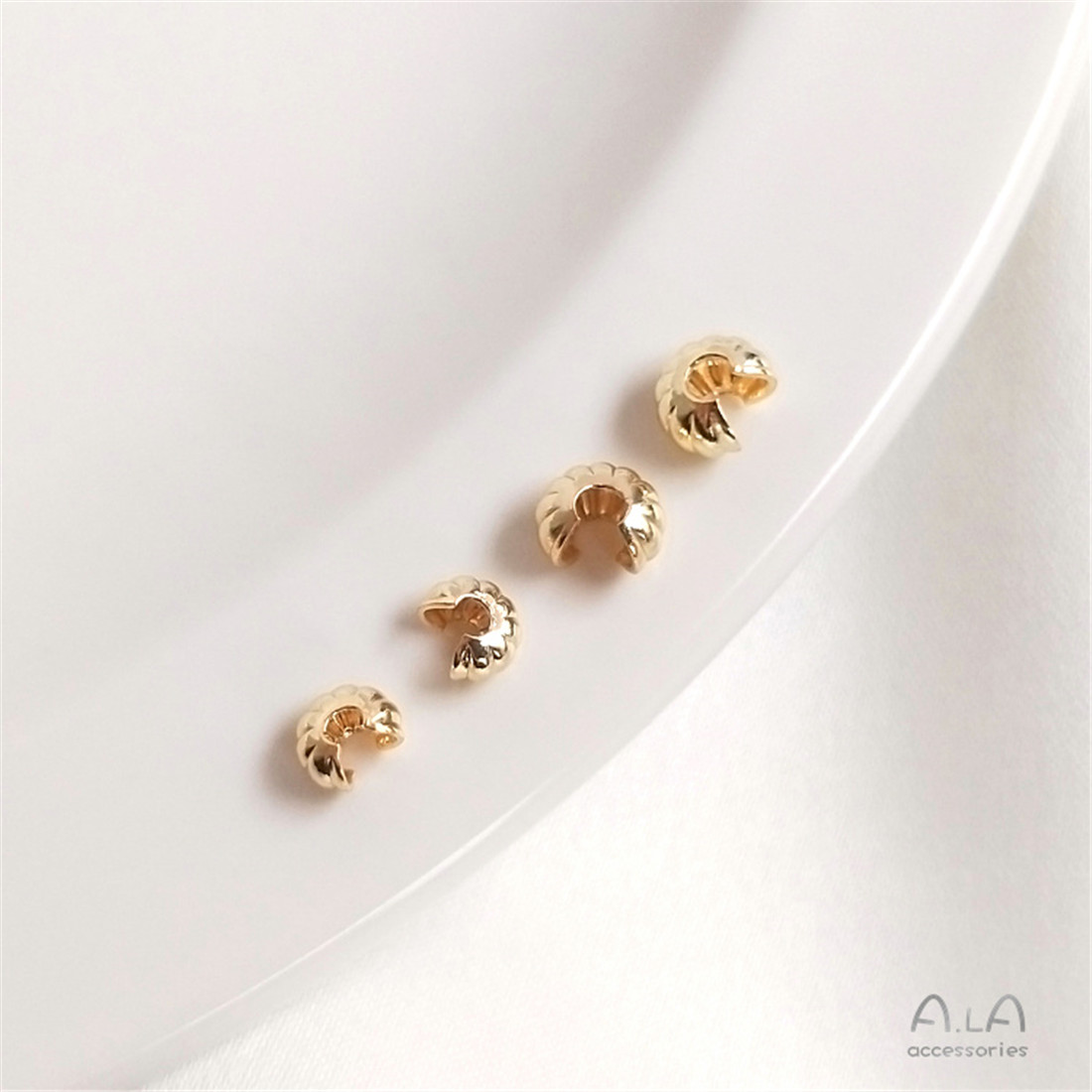 14K True Gold Pumpkin Pattern  - Half Moon Crescent ulasan dan harga