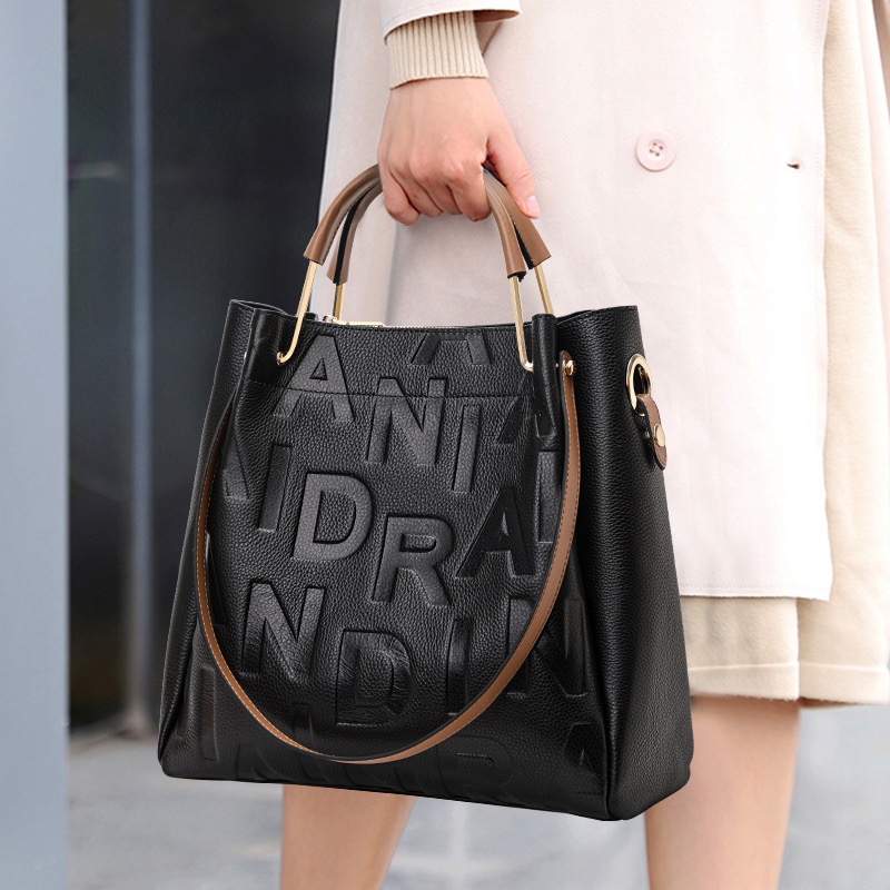Women's Shoulder Bag Quiet Lux - Top Handle Structured ulasan dan harga