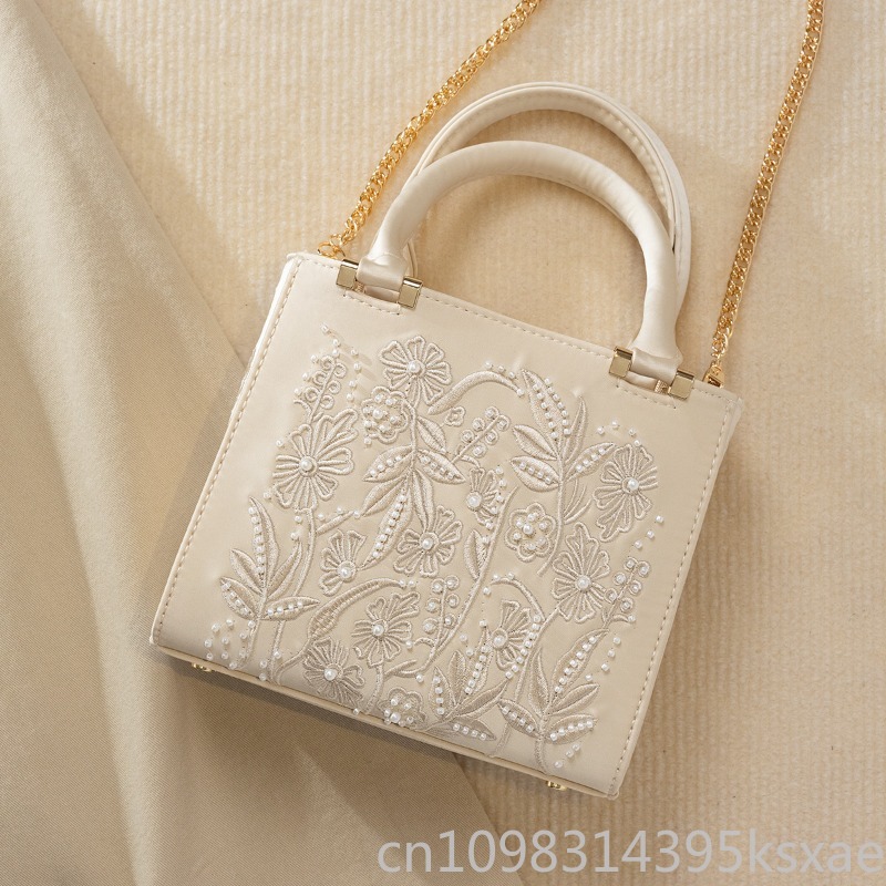Embroidered Pearl Handbag Vint - Top Handle Structured ulasan dan harga