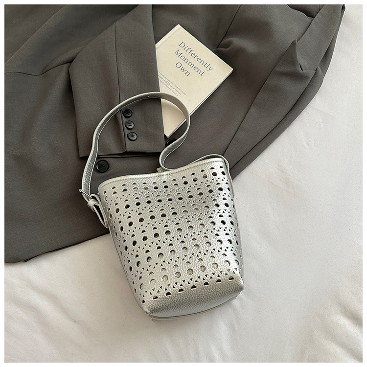 Summer popular hollow out big  - Women Bags Zadig ulasan dan harga