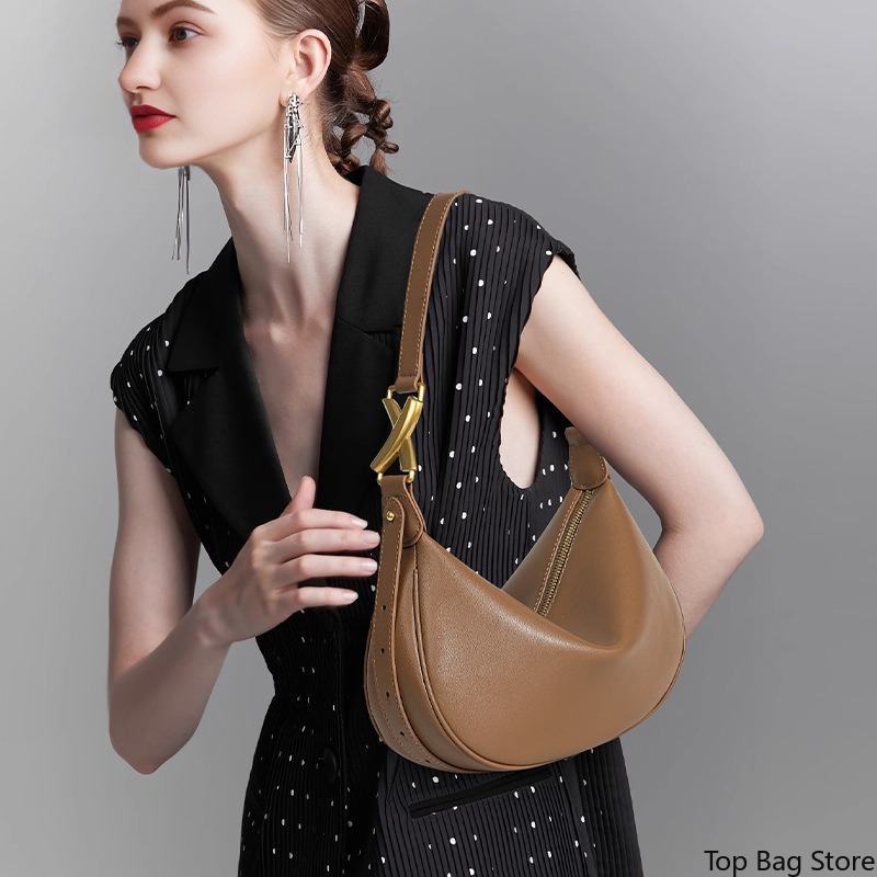 Minimalist Crescent Shoulder B - Half Moon Crescent ulasan dan harga