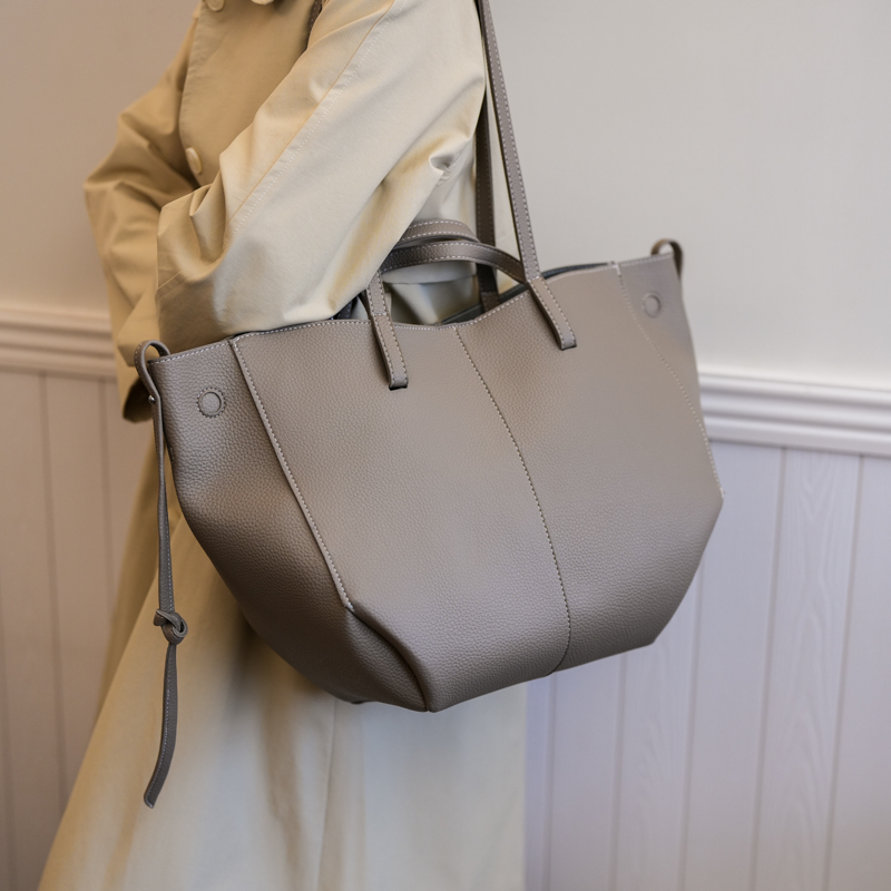 Large Capacity Leather Zipper  - Women Bags In Trend ulasan dan harga